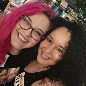 When You Get To Meet URL Friends IRL 💜💜💜